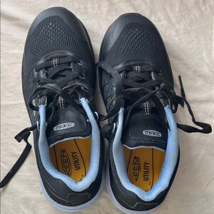 KEEN Black women’s work Shoes